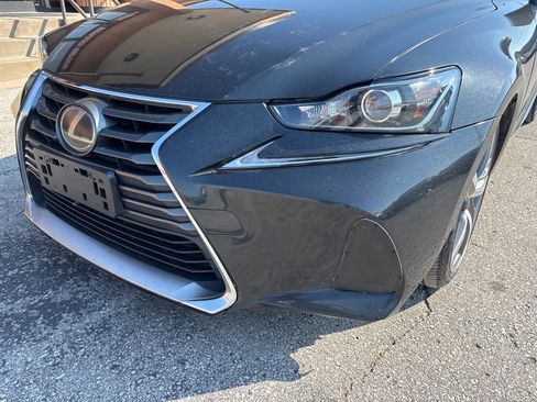 Used 2018 Lexus IS 300 IS 300 AWD image 5