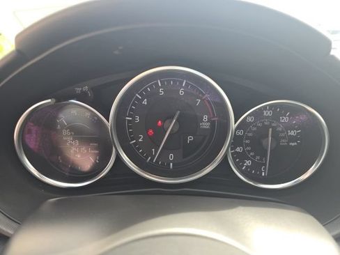 Used 2016 MAZDA MX-5 Miata Grand Touring RWD image 12