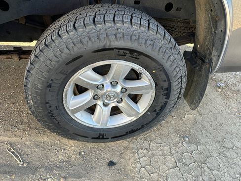 Used 2005 Toyota Tundra SR5 image 14