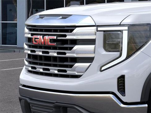 New 2026 GMC Sierra 1500 SLE image 13