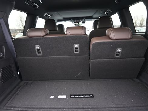 New 2026 Nissan Armada Platinum image 13