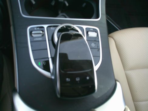 Used 2016 Mercedes-Benz C 300 4MATIC Sedan image 27