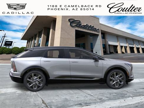 New 2026 Cadillac Optiq Luxury 2 image 5