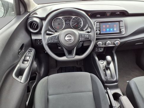 Used 2025 Nissan Kicks Play S FWD image 4