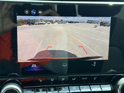 Used 2026 Chevrolet Colorado LT RWD image 23