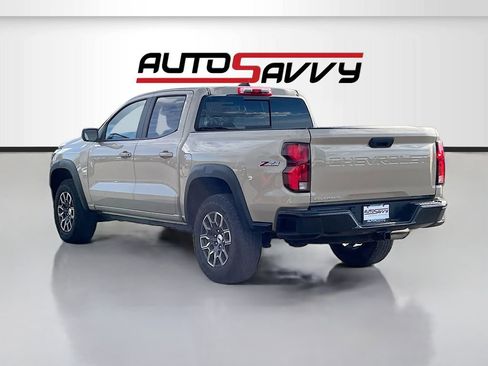 Used 2024 Chevrolet Colorado Z71 w/ Z71 Convenience Package 2 AWD/4WD image 5