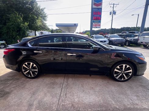 Used 2016 Nissan Altima 2.5 SR FWD image 7