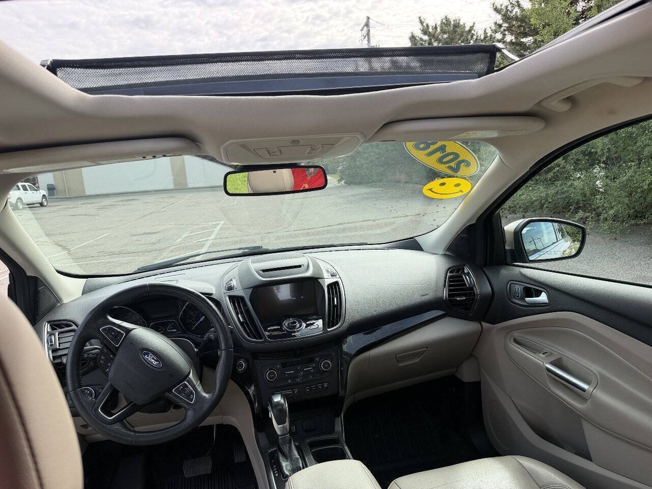 Used 2018 Ford Escape Titanium w/ Ford Safe & Smart Package AWD/4WD image 10