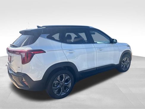 Certified 2024 Kia Seltos S image 18