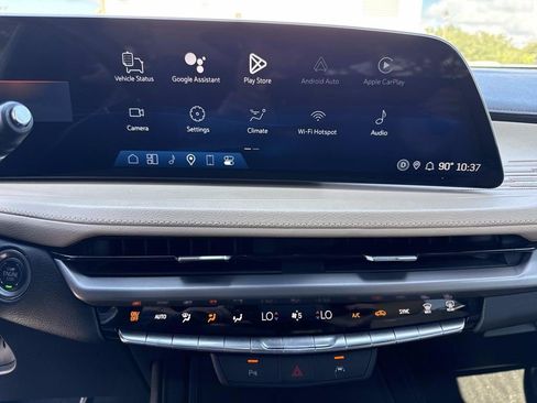 Certified 2024 Cadillac XT4 Premium Luxury w/ Active Safety Package FWD image 24