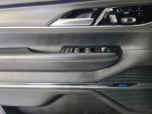 Used 2024 Jeep Grand Wagoneer Series II w/ Quick Order Packagew 28T image 24