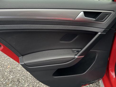 Used 2017 Volkswagen Golf Alltrack SEL image 36