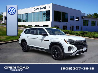 Used 2025 Volkswagen Atlas Peak Edition SE