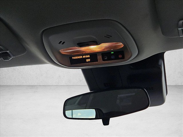 Certified 2025 Chevrolet Trax LT w/ LT Convenience Package FWD image 21