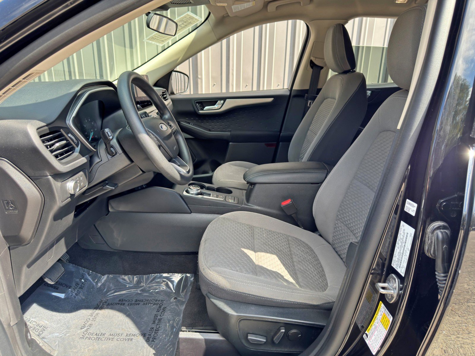 Used 2020 Ford Escape SE FWD image 15