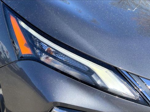 Used 2023 Nissan Rogue SV image 26