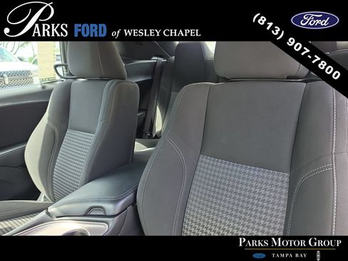 Used 2023 Dodge Challenger SXT RWD image 14