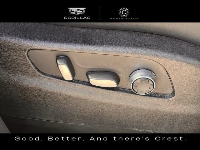 Certified 2025 Cadillac XT4 Premium Luxury FWD image 29