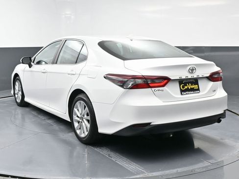 Used 2023 Toyota Camry LE image 7