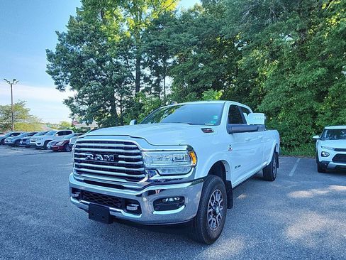 Used 2024 RAM 3500 Limited AWD/4WD image 1