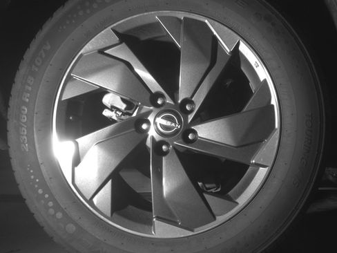 Used 2025 Nissan Rogue SV AWD/4WD image 15