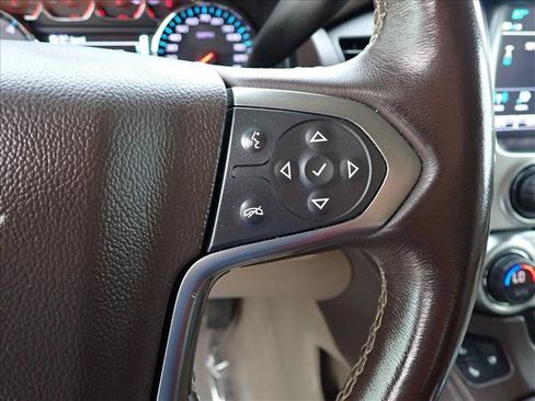Used 2020 Chevrolet Tahoe Premier AWD/4WD image 17