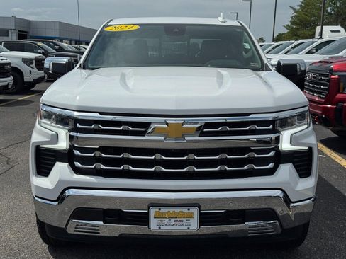 Used 2024 Chevrolet Silverado 1500 LTZ AWD/4WD image 9