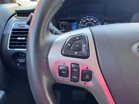Certified 2019 Ford Flex SEL w/ Equipment Group 202A FWD image 16