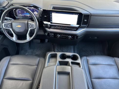 Used 2024 Chevrolet Silverado 2500 LTZ AWD/4WD image 14