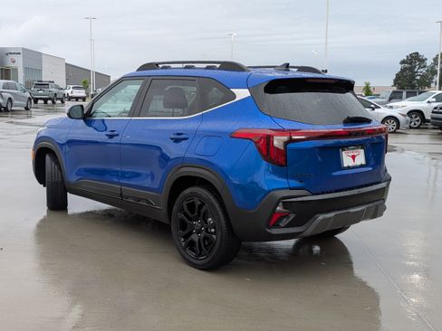 Used 2025 Kia Seltos X-Line AWD/4WD image 3