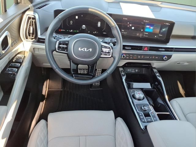 Used 2025 Kia Sorento SX Prestige AWD/4WD image 17
