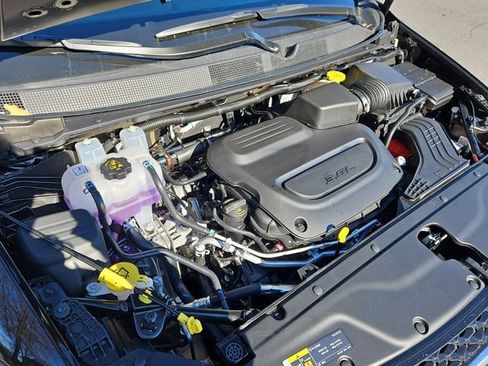 New 2026 Chrysler Pacifica Select image 24