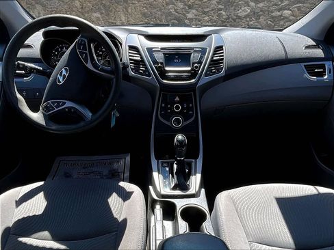 Used 2016 Hyundai Elantra SE w/ Option Group 02 image 13