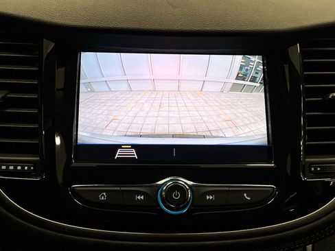 Used 2020 Chevrolet Trax LT w/ Redline Edition image 24