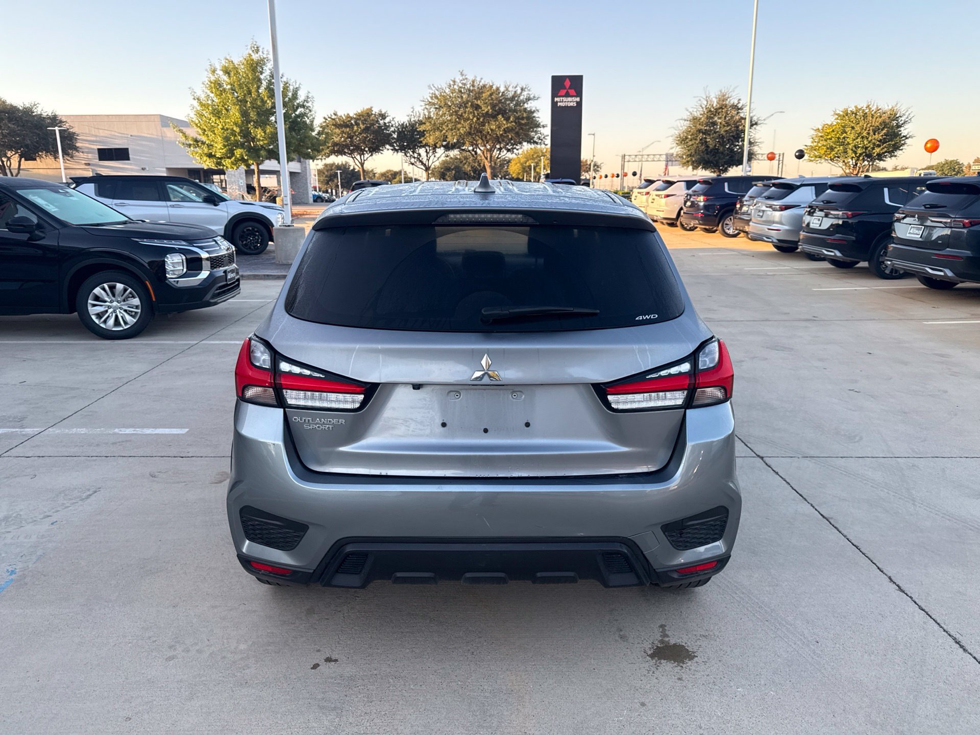 Used 2023 Mitsubishi Outlander Sport ES AWD/4WD image 4