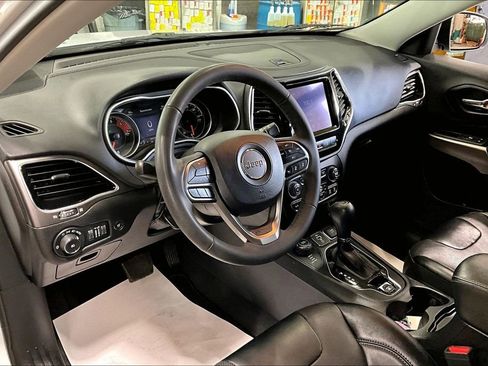 Used 2022 Jeep Cherokee Limited AWD/4WD image 13