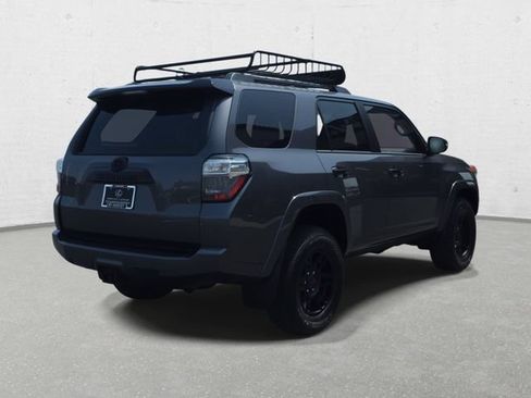 Used 2021 Toyota 4Runner Venture w/ Moonroof Package AWD/4WD image 5