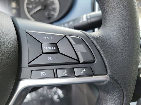 New 2025 Nissan Versa SV w/ Trunk Package FWD image 16