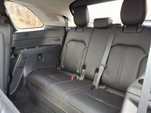 Used 2024 MAZDA CX-90 Plug-In Hybrid w/ Premium Pkg image 28