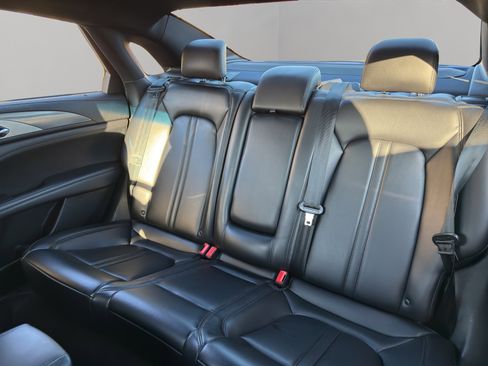 Used 2020 Lincoln MKZ AWD image 14