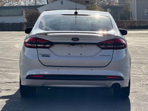 Used 2018 Ford Fusion Energi Titanium image 5