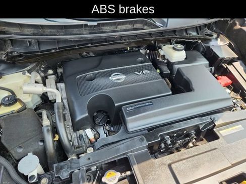 Used 2018 Nissan Murano S AWD/4WD image 16
