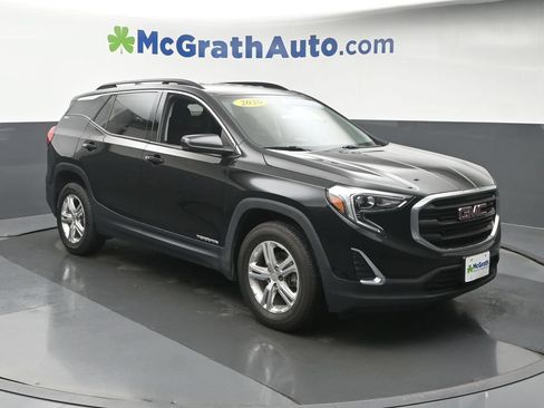 Used 2020 GMC Terrain SLE w/ Driver Convenience Package AWD/4WD image 2