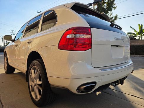 Used 2009 Porsche Cayenne S image 28