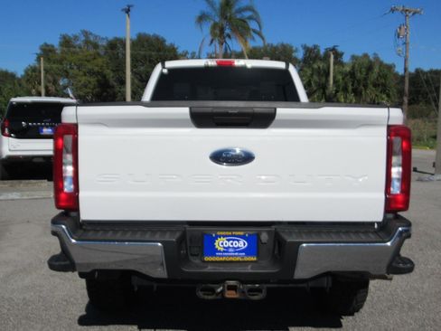 Certified 2023 Ford F350 XLT image 5