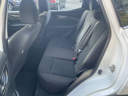Used 2019 Nissan Rogue Sport S w/ Appearance Package AWD/4WD image 27