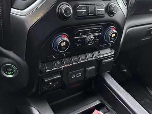 Used 2019 Chevrolet Silverado 1500 RST image 14