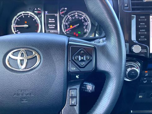 Used 2021 Toyota 4Runner Nightshade image 22