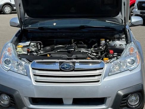 Used 2014 Subaru Outback 2.5i Limited AWD/4WD image 15