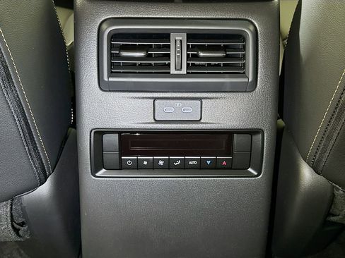 New 2026 MAZDA CX-70 SC AWD/4WD image 14